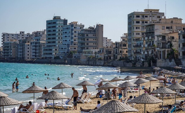 טיילת ורושה פמגוסטה קפריסין (צילום: ROY ISSA, getty images)