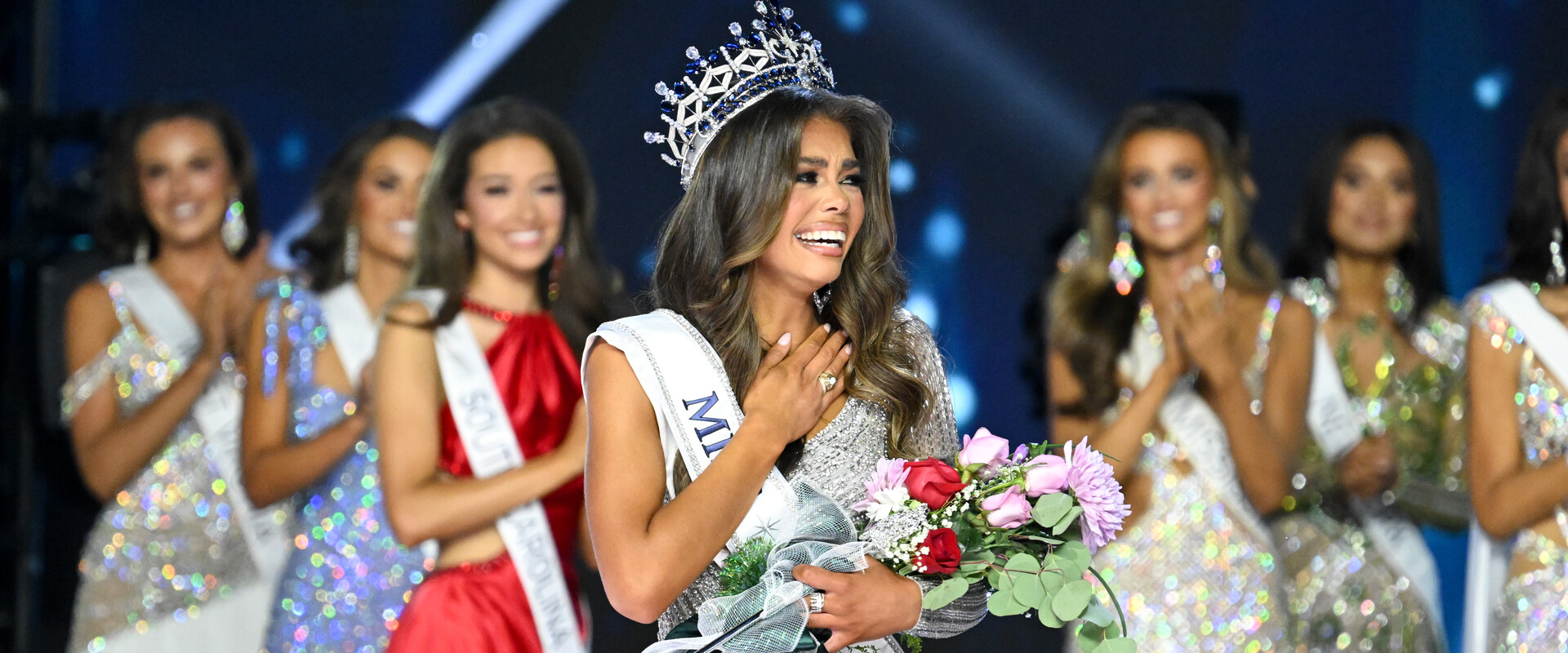 אלמה קופר (צילום: gilbert flores, getty images)