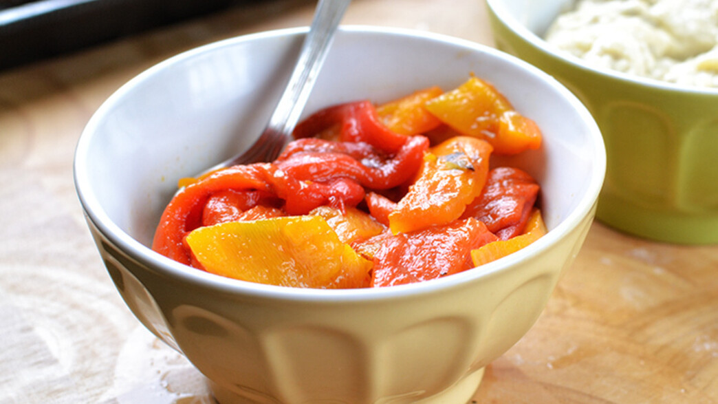 על האש טבעוני, סלט פלפלים