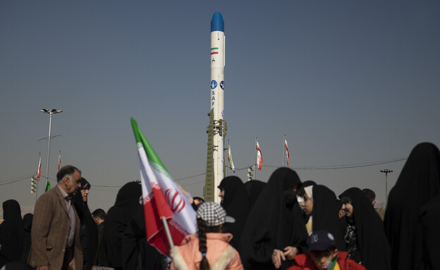 לוויין באיראן