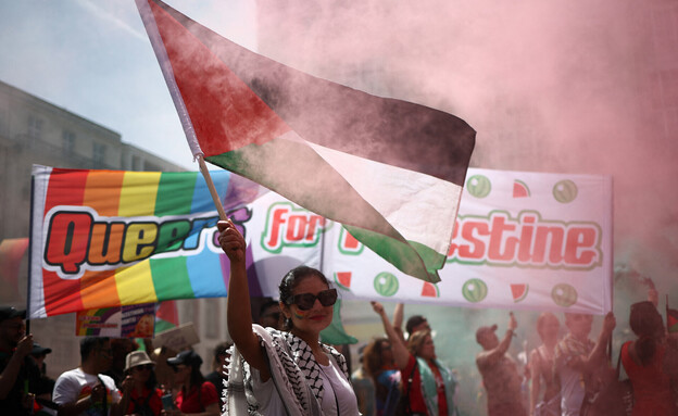 מצעד הגאווה בלונדון, 2024  (צילום: HENRY NICHOLLS/AFP, GettyImages)