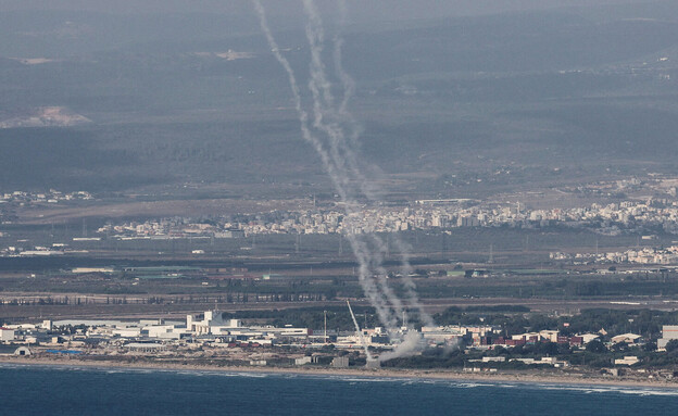 שיגורי כיפת ברזל בחיפה (צילום: reuters)