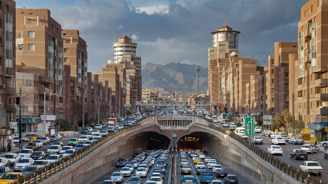 כביש טהראן (צילום: Borna_Mirahmadian, shutterstock)