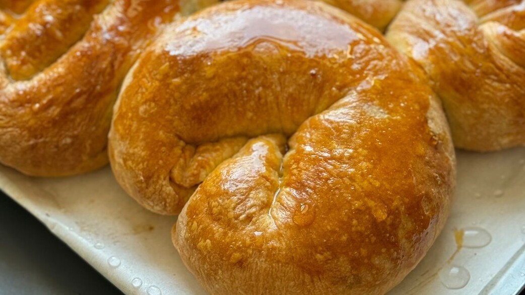 לחמניות וניל במילוי תפוחים וקינמון