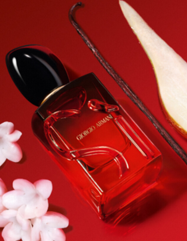 SÌ PASSIONE ,EAU DE PARFUM INTENSE לנשים מבית ג'ורג'יו ארמני SÌ PASSIONE ,EAU DE PARFUM INTENSE לנשים מבית ג'ורג'יו ארמני