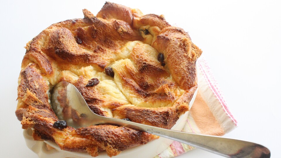 פודינג לחם (צילום: פז אלסטר, Cake It Easy)