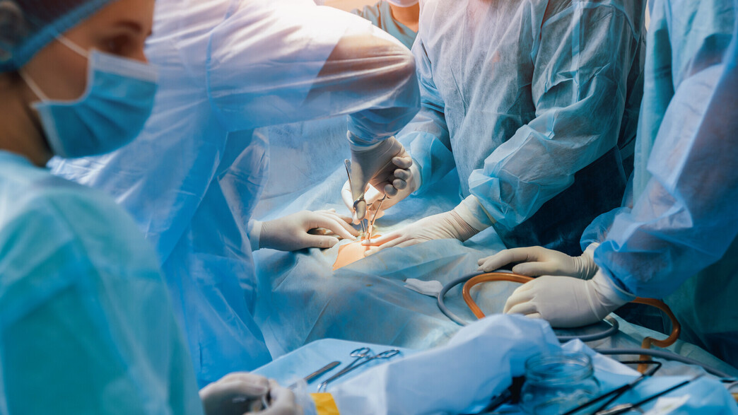 ניתוח קיסרי ניתוח קיסרי