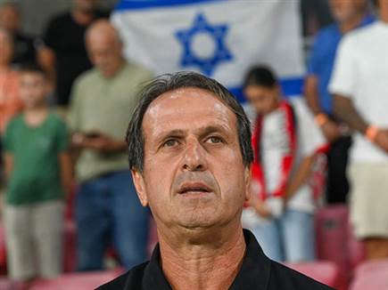 רוני לוי. משהו לא עובד כרגע בקבוצה שלו (ברני ארדוב)