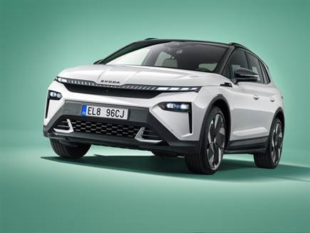 קו עיצוב חדש - בעיקר בחזית ה-Tech Deck