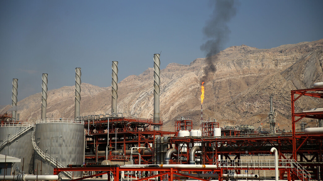 בתי זיקוק באיראן