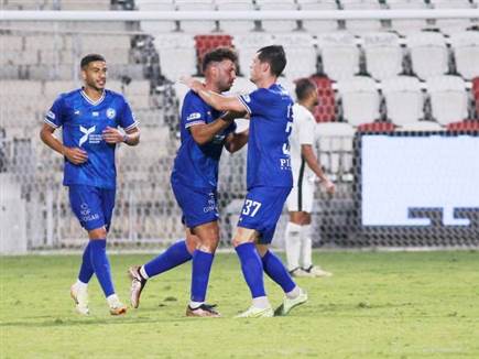 ושוב היא חזרה מפיגור (קובי אליהו)