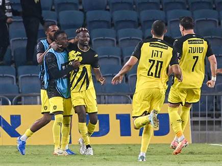 בית“ר השוותה (צילום: ברני ארדוב)