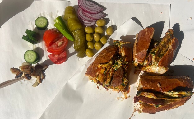 מנת קומפלט של יוסי (צילום: לין לוי, mako אוכל)