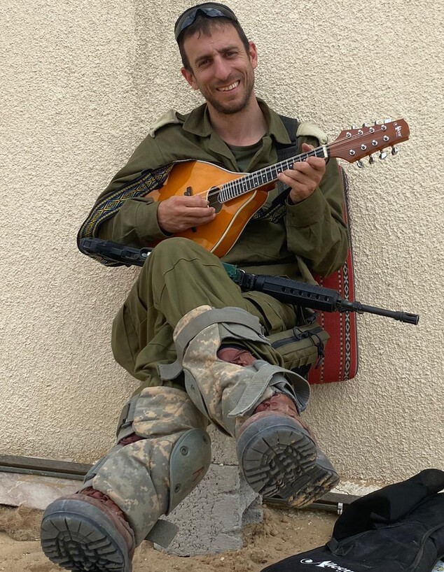 פעילות היחידה לטיפול ולפינוי חללים נחשפת (צילום: פרטי)