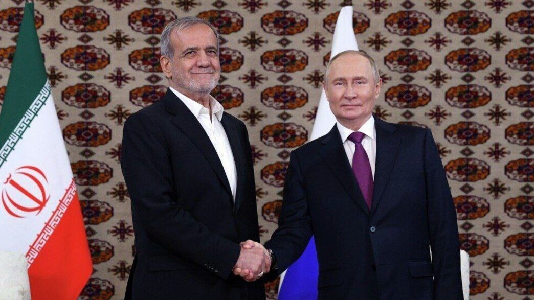 נשיא רוסיה פוטין עם נשיא איראן מסעוד פזשכיאן