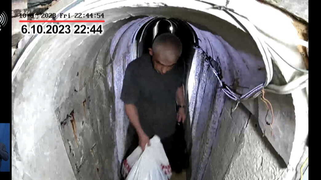 דובר צה"ל חושף סרטונים של סינוואר מהלילה שלפני 