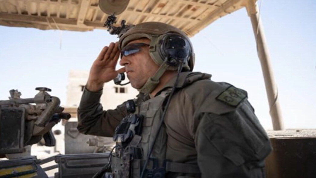 אל"ם אחסאן דקסה