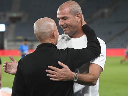 זה התחיל בחיבוק (ברני ארדוב)