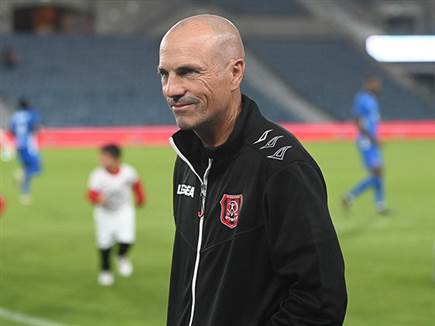 וזיו אריה יכול להמשיך לחייך (ברני ארדוב)