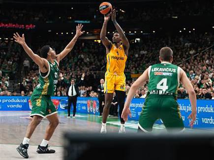 עוד הפסד למכבי ת“א ביורוליג (GETTY)