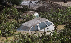 עשרות הרוגים בשיטפונות במזרח ספרד (צילום: reuters)