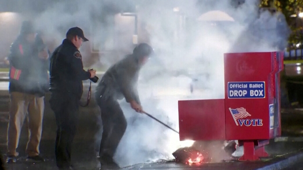 שריפת קלפי באורגון 