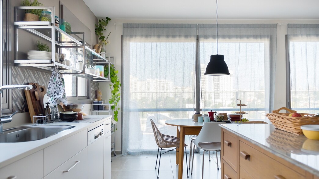 דברים שלא חשבנו במטבח עיצוב סורנה כפיר ווים לתלייה דברים שלא חשבנו במטבח עיצוב סורנה כפיר ווים לתלייה