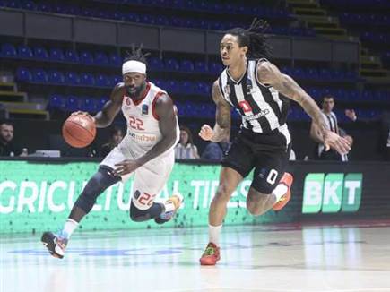 לצד קאבוקלו? בברלי (GETTY) לצד קאבוקלו? בברלי (GETTY)