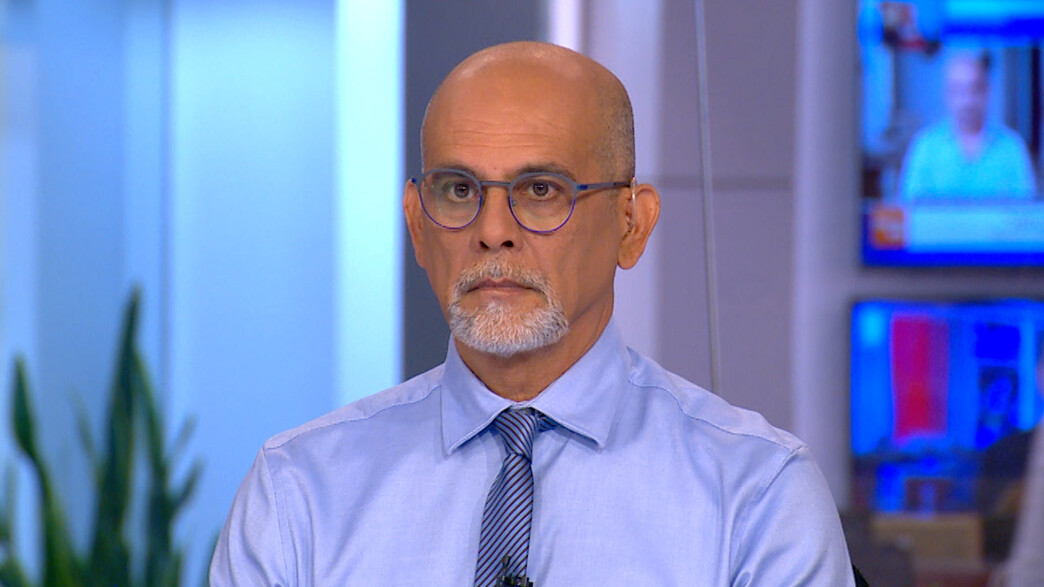 באבק יצחקי, עיתונאי ''איראן אינטרנשיונל'' באבק יצחקי, עיתונאי ''איראן אינטרנשיונל''