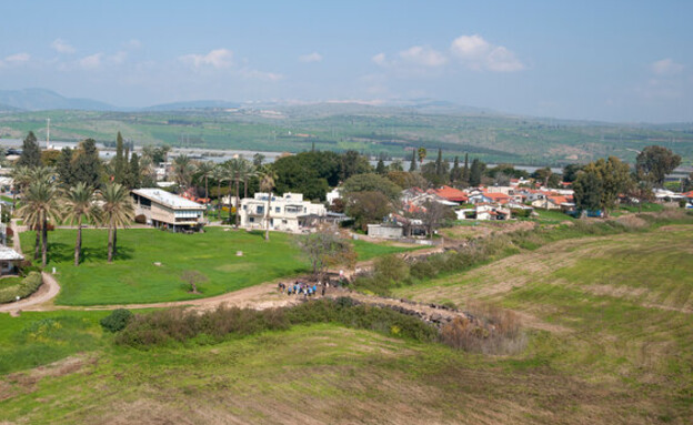 קיבוץ גינוסר לגדות הכנרת (צילום: shutterstock)