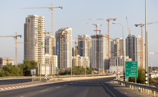 אתר בנייה לוד (צילום: יוסי אלוני, פלאש 90)