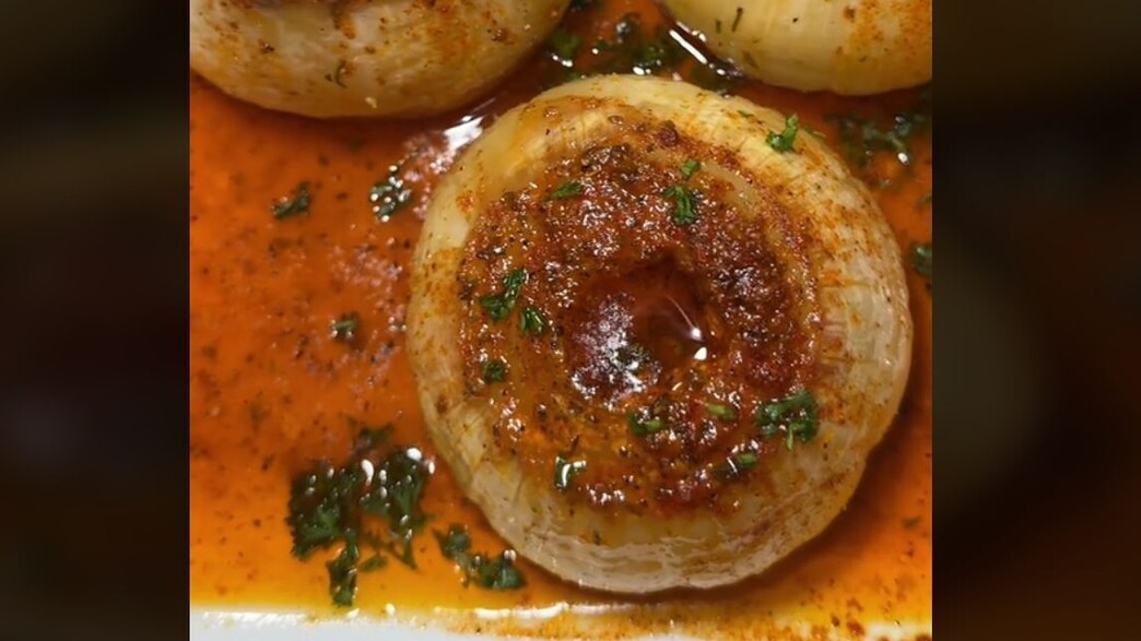 קונפי בצל - onion boil קונפי בצל - onion boil