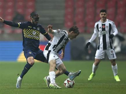 sportFive1477492 sportFive1477492