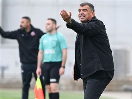 שי ברדה כבר שלושה משחקים לא מפסיד (צילום: ברני ארדוב)