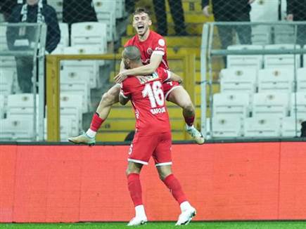 רמזי ספורי חוגג (GETTY) רמזי ספורי חוגג (GETTY)