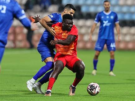 ושתי הקבוצות שלא הציגו כדורגל טוב (צילום: לירון מולדובן)