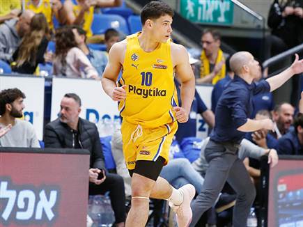 מאייר. משחק טוב שלו (אלן שיבר)