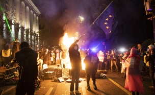 הפגנות ומחאות בגאורגיה (צילום: Daro Sulakauri, getty images)