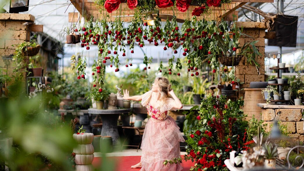 מתוך Hendrick's Curious Garden ב"חדווה בגן"