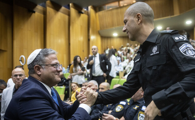 איתמר בן גביר ונציב שב"ס קובי יעקובי (צילום: חיים גולדברג, פלאש 90)