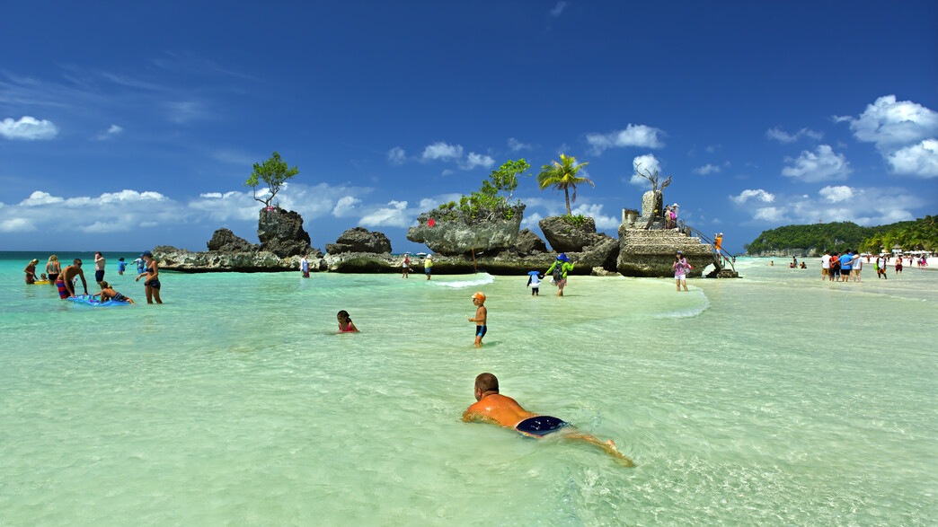 הפיליפינים חוף ים תיירים הפיליפינים חוף ים תיירים