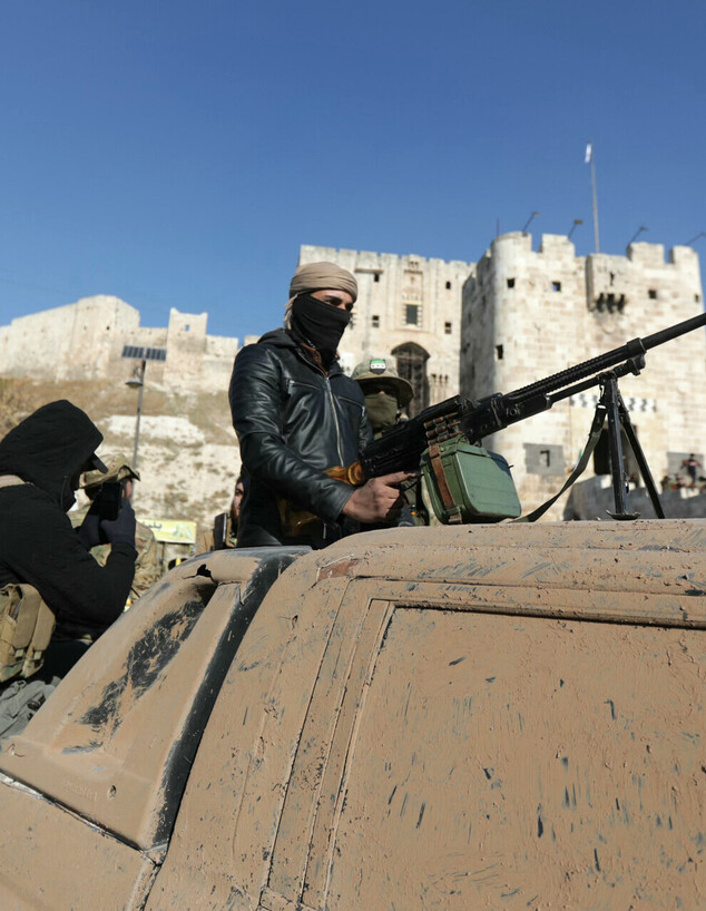 מורדים בחלב סוריה (צילום: BAKR ALKASEM, getty images)