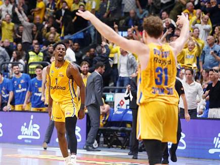 הורד. הערב שלו (אלן שיבר)