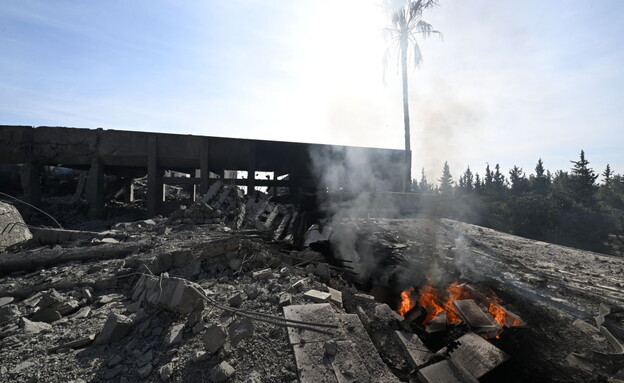 אחרי התקיפה הישראלית (צילום: LOUAI BESHARA/AFP via Getty Images )