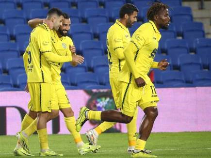 חדידה עוד הספיק לסדר לריינה שוויון (אודי ציטיאט)