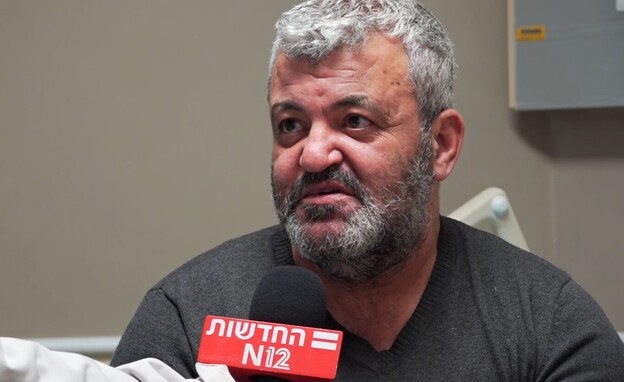 אחמד אבו גאנם נהג האוטובוס שנפצע בפיגוע (צילום: חנן שרויטמן)