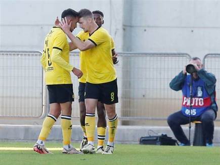 והילומים חגגו מוקדם (אלן שיבר)