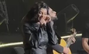 פרידה בהיכל מנורה