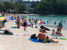 חוף פוקט תאילנד (צילום: DoublePHOTO studio, shutterstock) חוף פוקט תאילנד (צילום: DoublePHOTO studio, shutterstock)