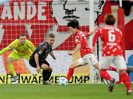 רשם צמד מול פרץ. לי (GETTY)